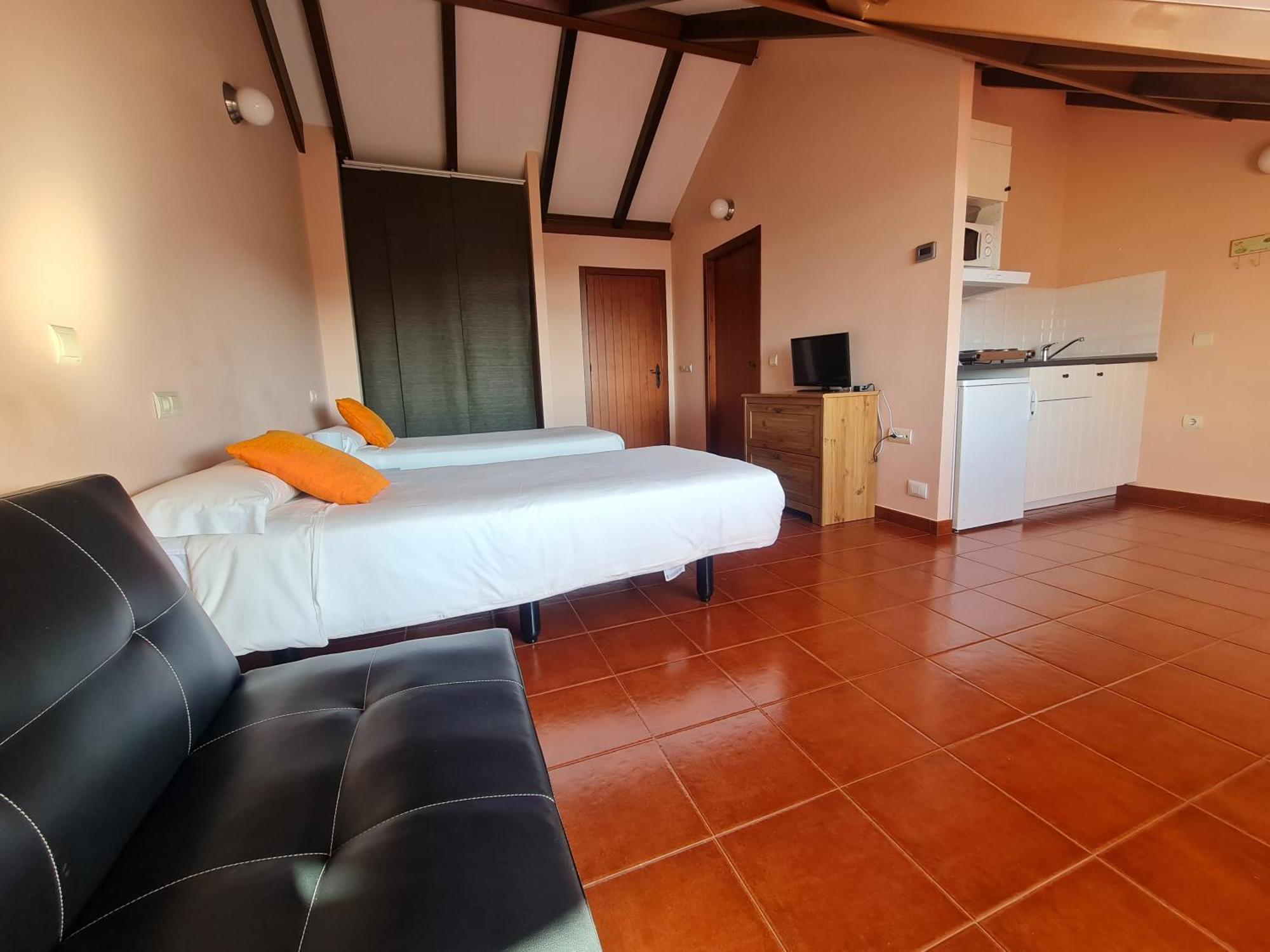 Casa Tesera El Franco الغرفة الصورة